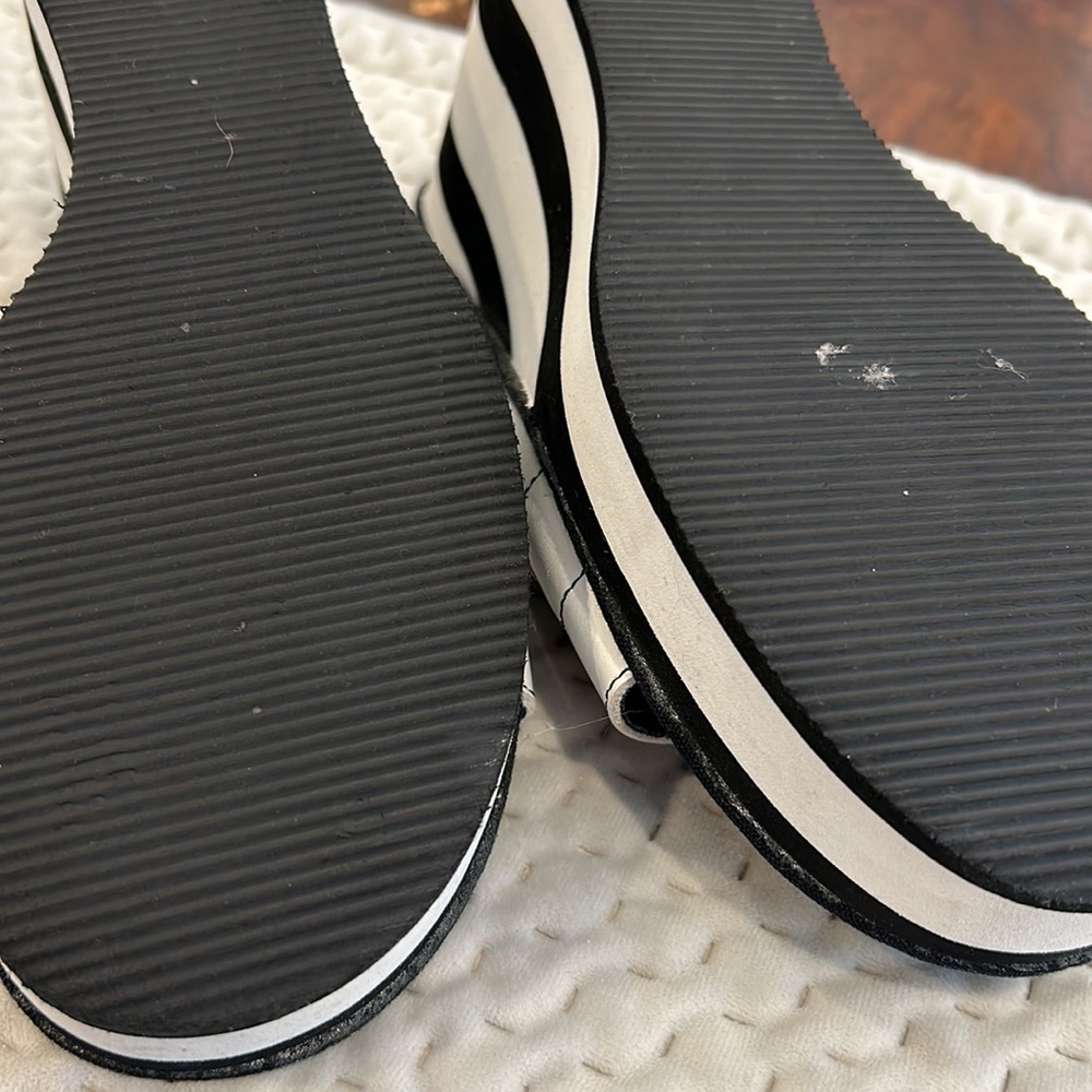 Vintage Miss Sixty Black & White Wedge Sandals- sz M (7-8) - Picture 8 of 11